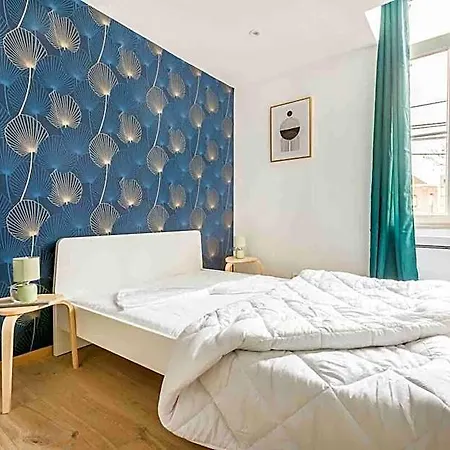 Large Maison - 5 Chambres- 2 Sdb- Proche Lille