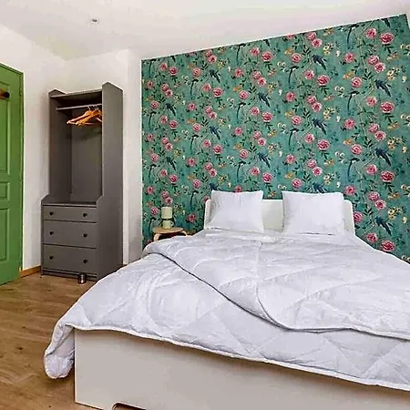 Large Maison - 5 Chambres- 2 Sdb- Proche Lille Hotell Roubaix