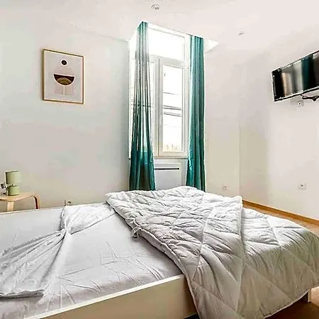 Hotell Large Maison - 5 Chambres- 2 Sdb- Proche Lille 3*