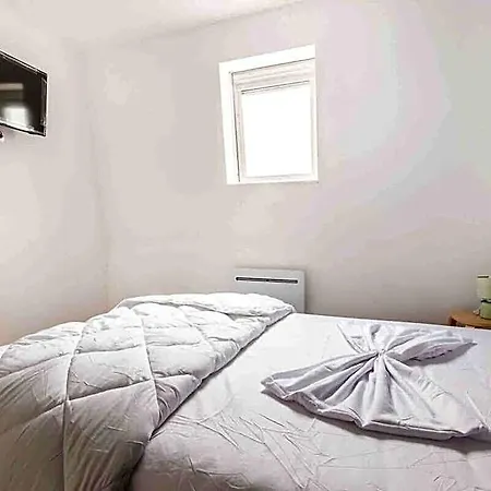 Hotell Large Maison - 5 Chambres- 2 Sdb- Proche Lille